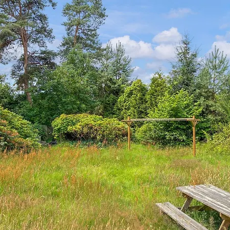 2 Bedroom Lovely In *